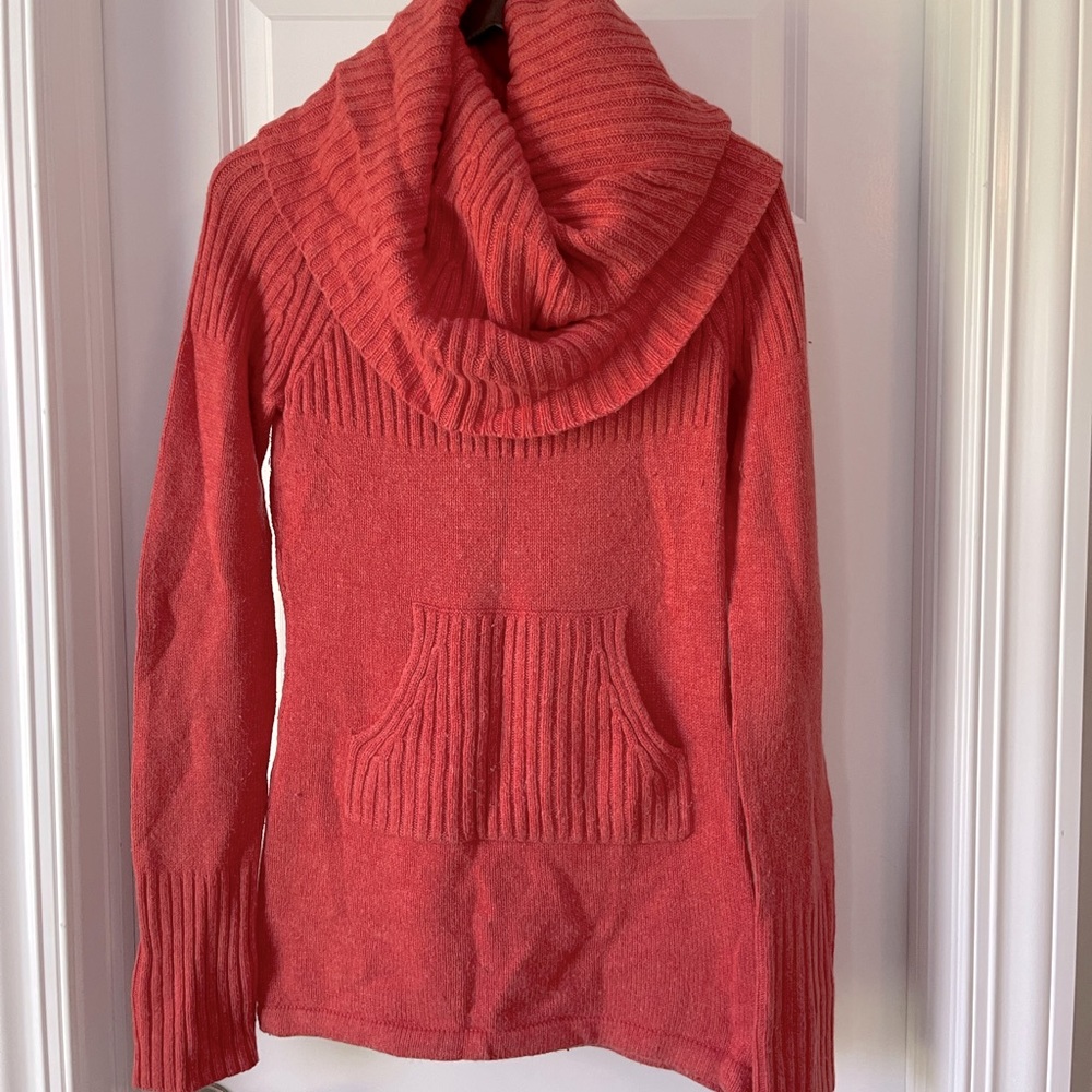 Anthropologie coral sweater